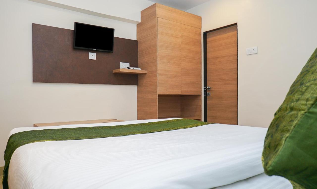 Rahi Plaza Hotel Mahabaleshwar Exterior photo
